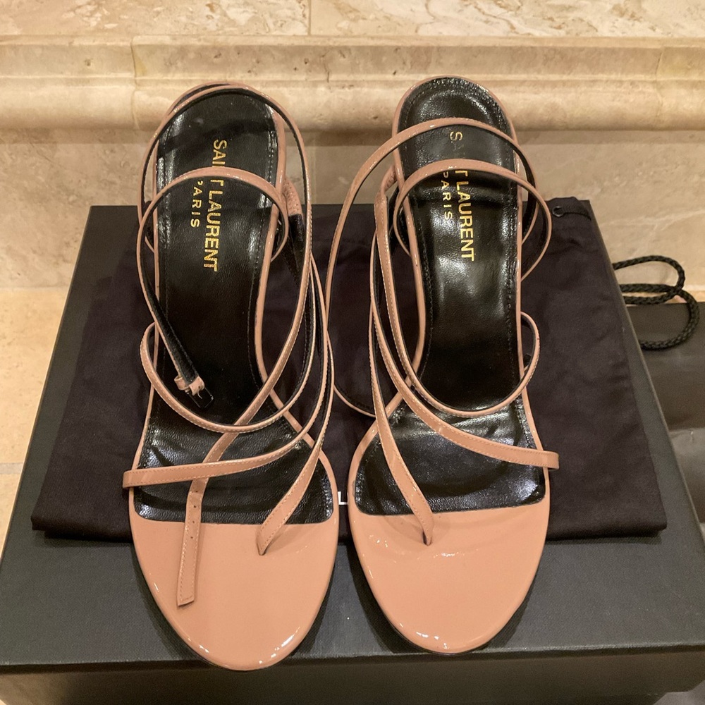 SAINT LAURENT NUDE PARIS STRAPS SANDAL SIZE 38.5 NEVER WORN WITH BOX AND DUSTBAG